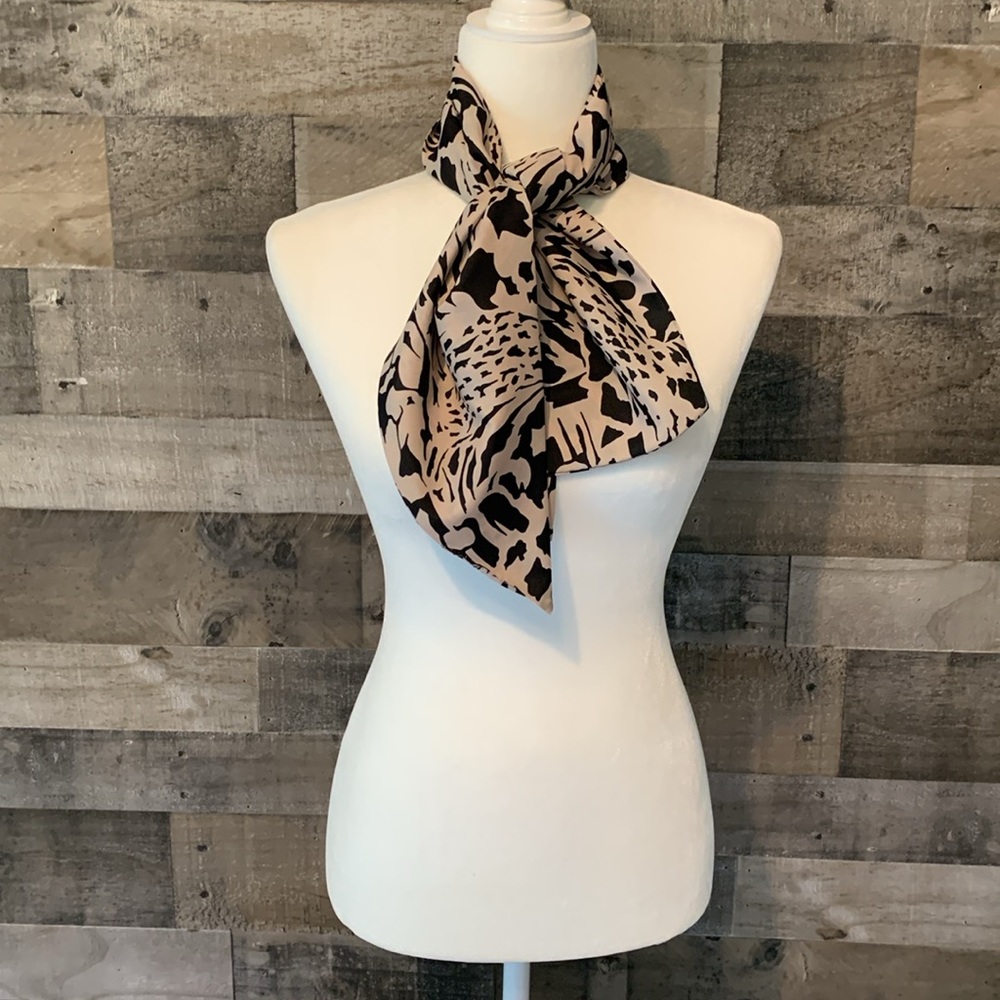 Handmade Leopard Print Scarf - Picture 16 of 16